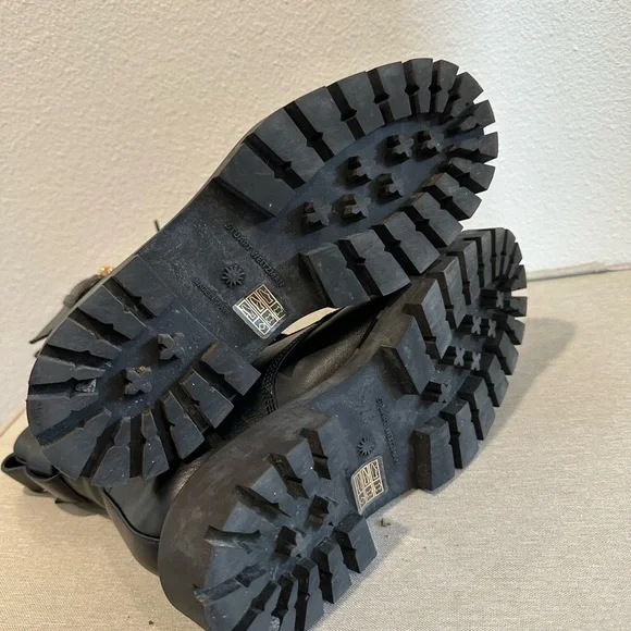 $675 Stuart Weitzman Women's Ultra Lug Sole Buckle Combat Boots size 7 black - Picture 6 of 9